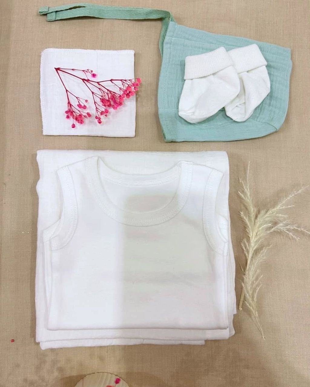 Ma Première Tenue – by Mama Box